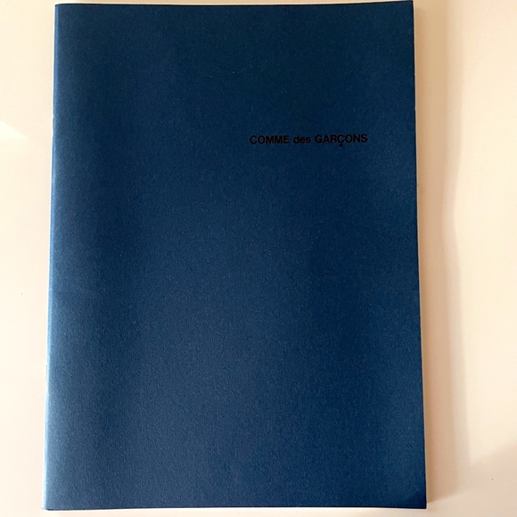 Comme des Garçons 2023AW photo Book collection - Picture 1 of 3